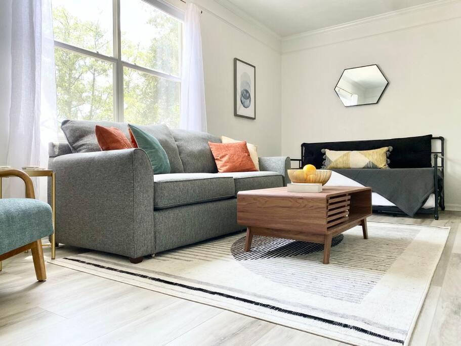 Sanctuary Gainesville Bright 2 Bedroom King Condo Zewnętrze zdjęcie
