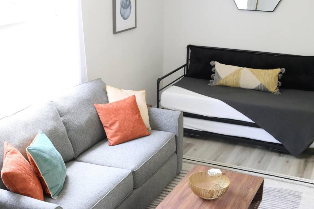Sanctuary Gainesville Bright 2 Bedroom King Condo Zewnętrze zdjęcie