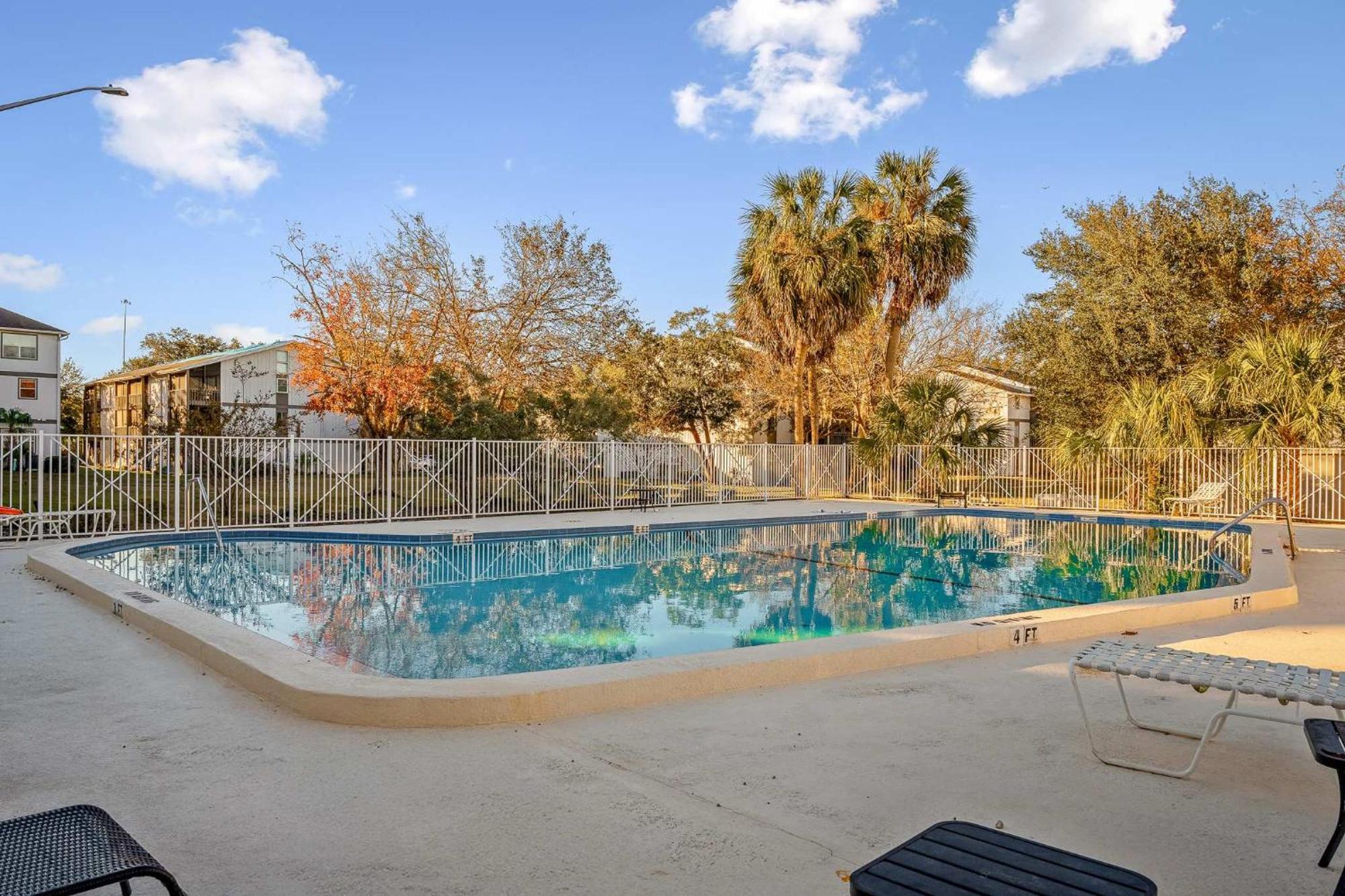 Sanctuary Gainesville Bright 2 Bedroom King Condo Zewnętrze zdjęcie
